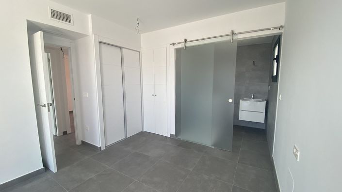 Image No.11-3 Bed House/Villa for sale