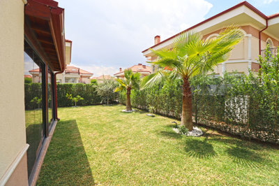 Exterior 7