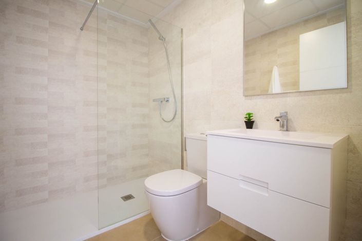 Image No.22-2 Bed Apartment for sale