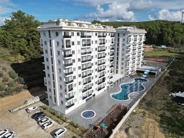 Exterior 13