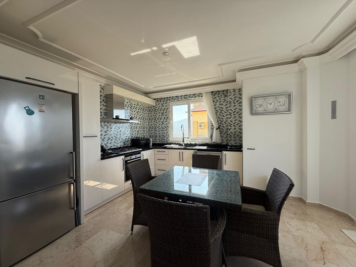 Image No.11-4 Bed Apartment for sale