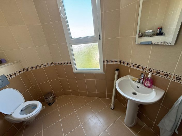 Image No.21-4 Bed Apartment for sale