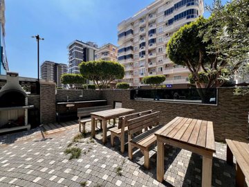 Exterior 9