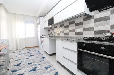 Interior 5