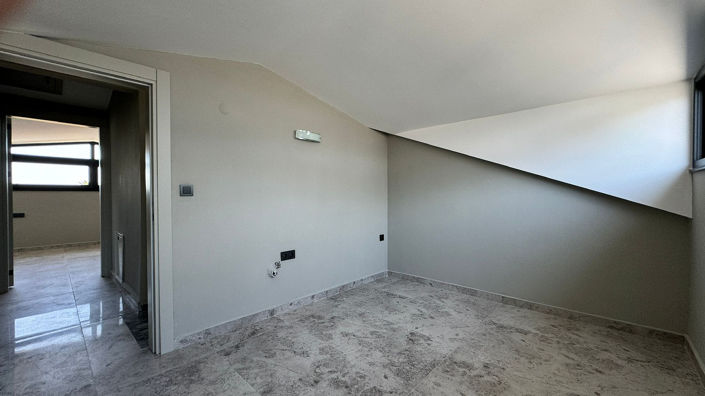 Image No.24-4 Bed House/Villa for sale