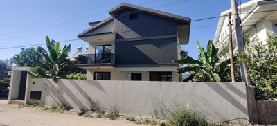 Exterior 4