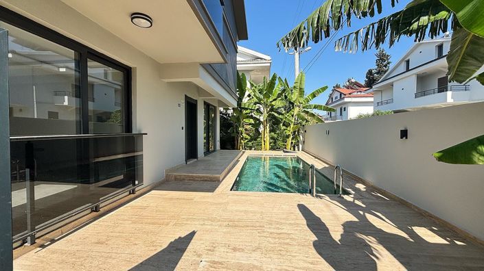 Image No.6-4 Bed House/Villa for sale