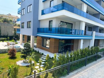 Exterior 7
