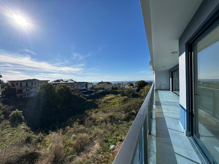 Image No.19-3 Bed Apartment for sale