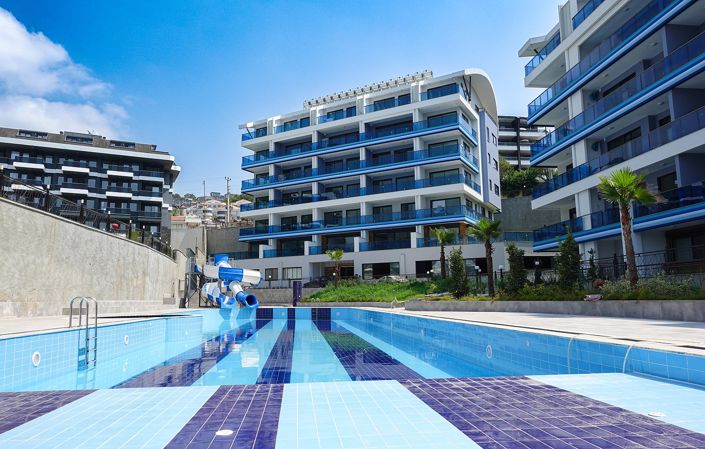 Image No.1-4 Bed Apartment for sale