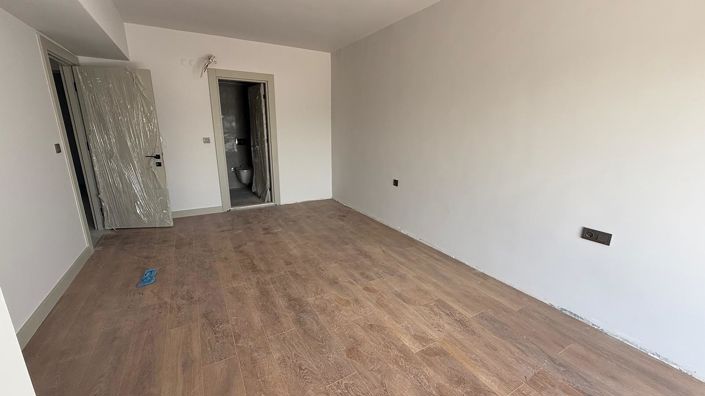 Image No.22-4 Bed Apartment for sale