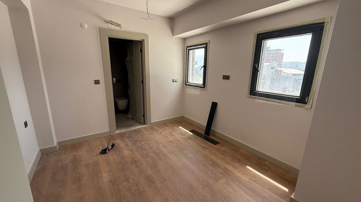 Image No.24-4 Bed Apartment for sale