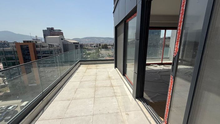 Image No.30-4 Bed Apartment for sale