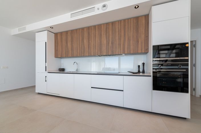 Image No.20-3 Bed Apartment for sale