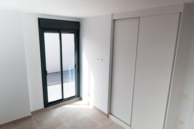 Interior 5