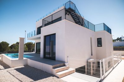 Exterior 1