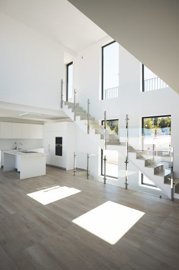 Interior 5