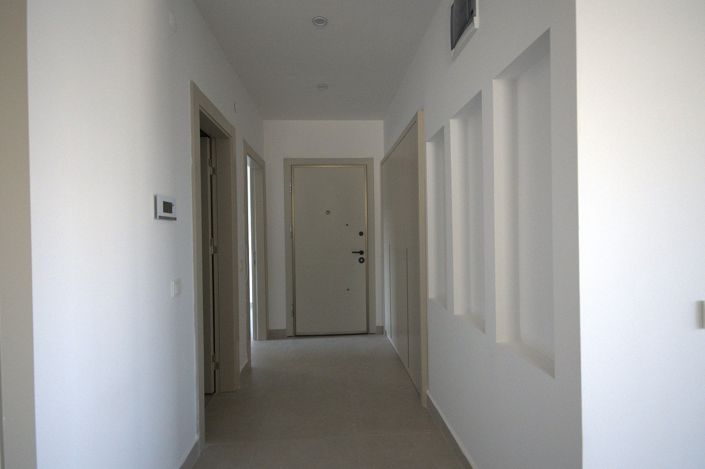 Image No.26-2 Bed Apartment for sale