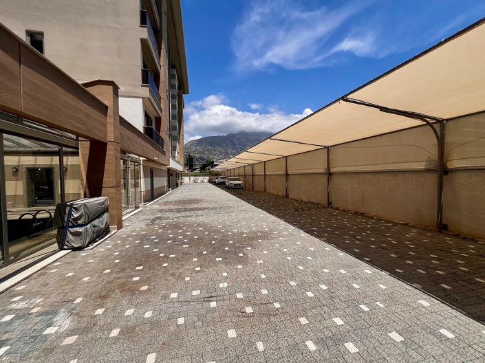 Image No.11-3 Bed Apartment for sale