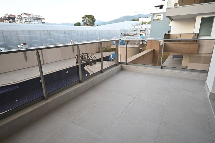 Image No.25-4 Bed Apartment for sale