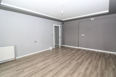 Interior 3