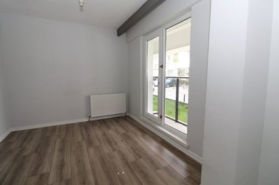 Interior 11
