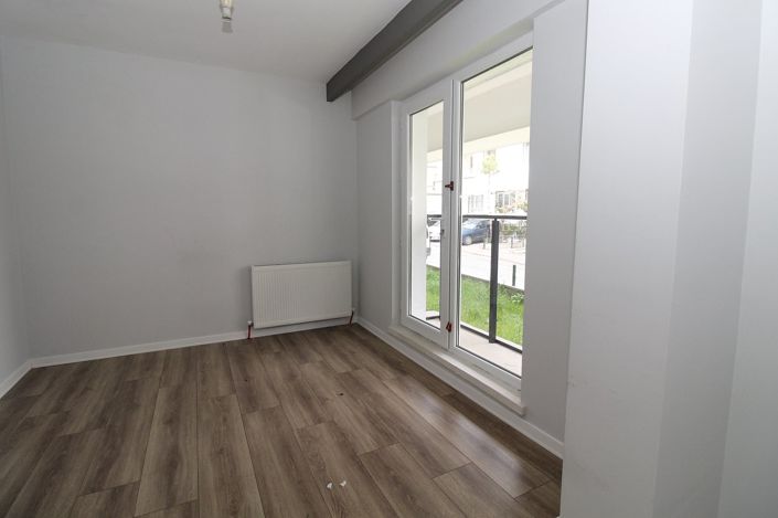 Image No.18-3 Bed Apartment for sale