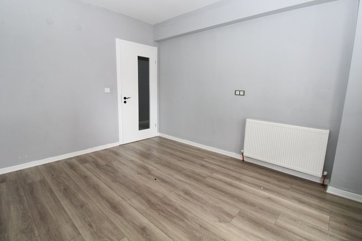 Image No.20-3 Bed Apartment for sale