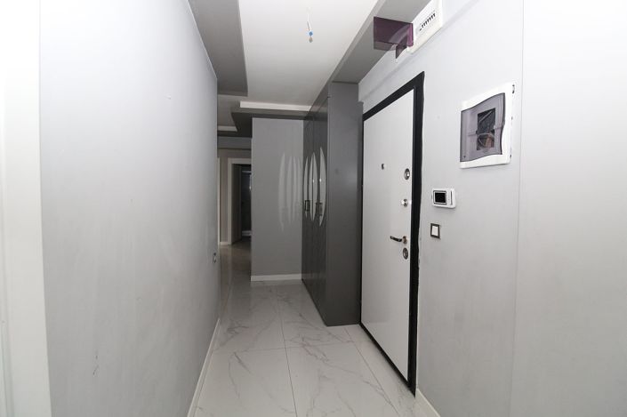 Image No.25-3 Bed Apartment for sale