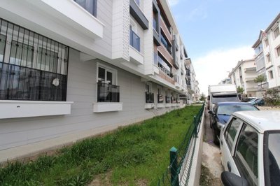 Exterior 3