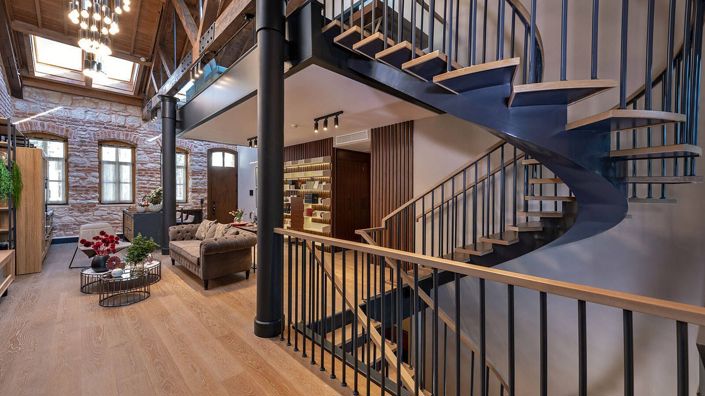 Image No.18-5 Bed Apartment for sale