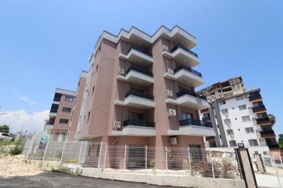 Exterior 3