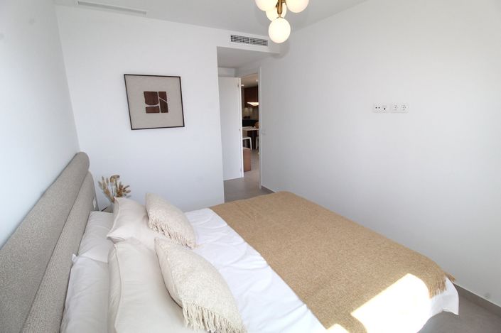 Image No.11-2 Bed Apartment for sale