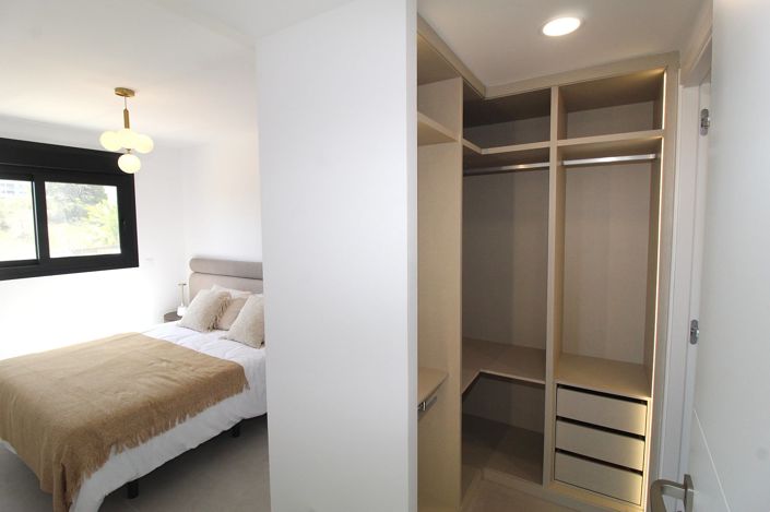 Image No.14-2 Bed Apartment for sale