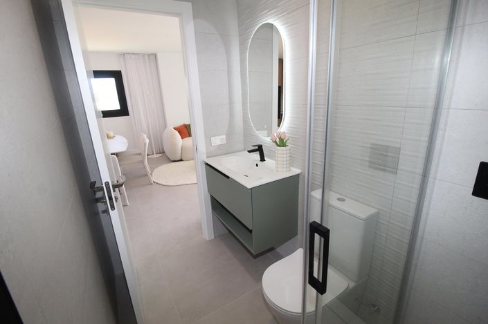 Image No.19-2 Bed Apartment for sale