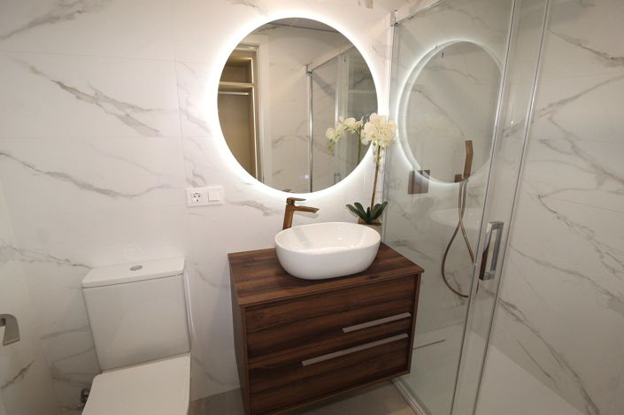 Image No.20-2 Bed Apartment for sale
