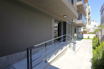 Exterior 7