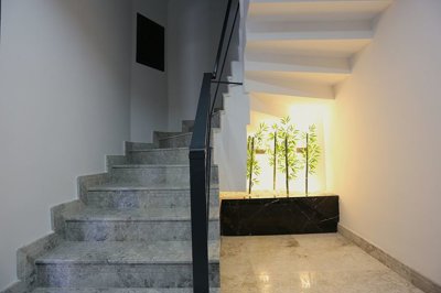 Exterior 8