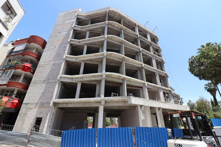 Image No.17-2 Bed Commercial for sale