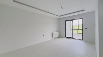 Interior 4
