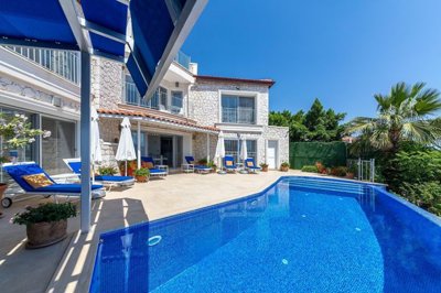 TEKCE Overseas SA most sold property