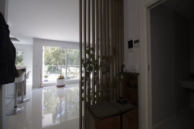 Interior 10