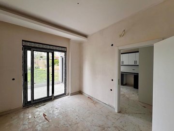 Interior 7