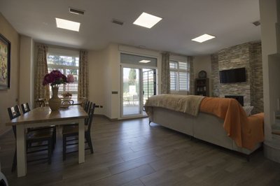 Interior 2