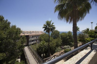 Exterior 2