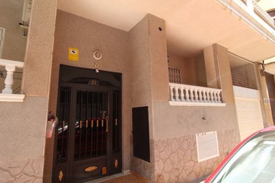Exterior 3