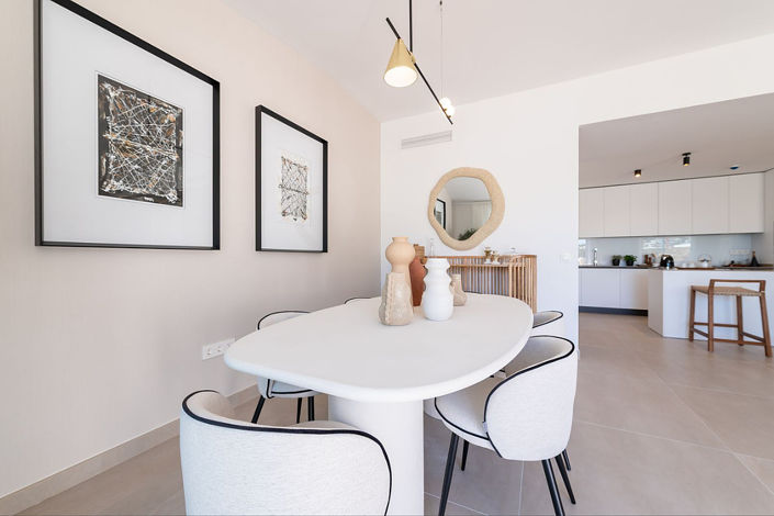 Image No.25-2 Bed Apartment for sale