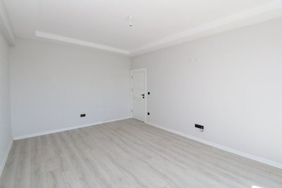 Interior 2