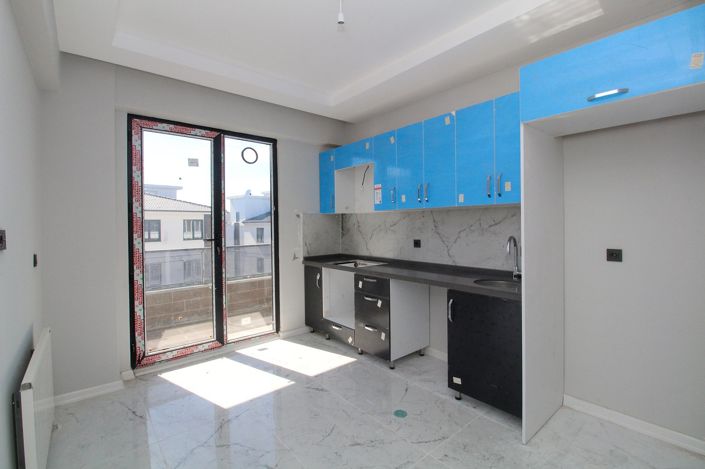 Image No.16-5 Bed Apartment for sale