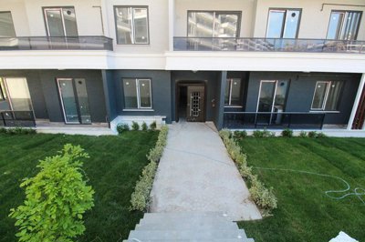 Exterior 9